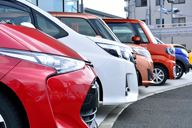 さまざまな車と車重によって変わる自動車重量税