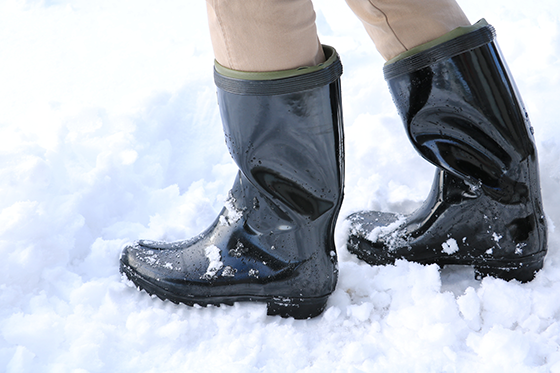 雪の上で履く長靴