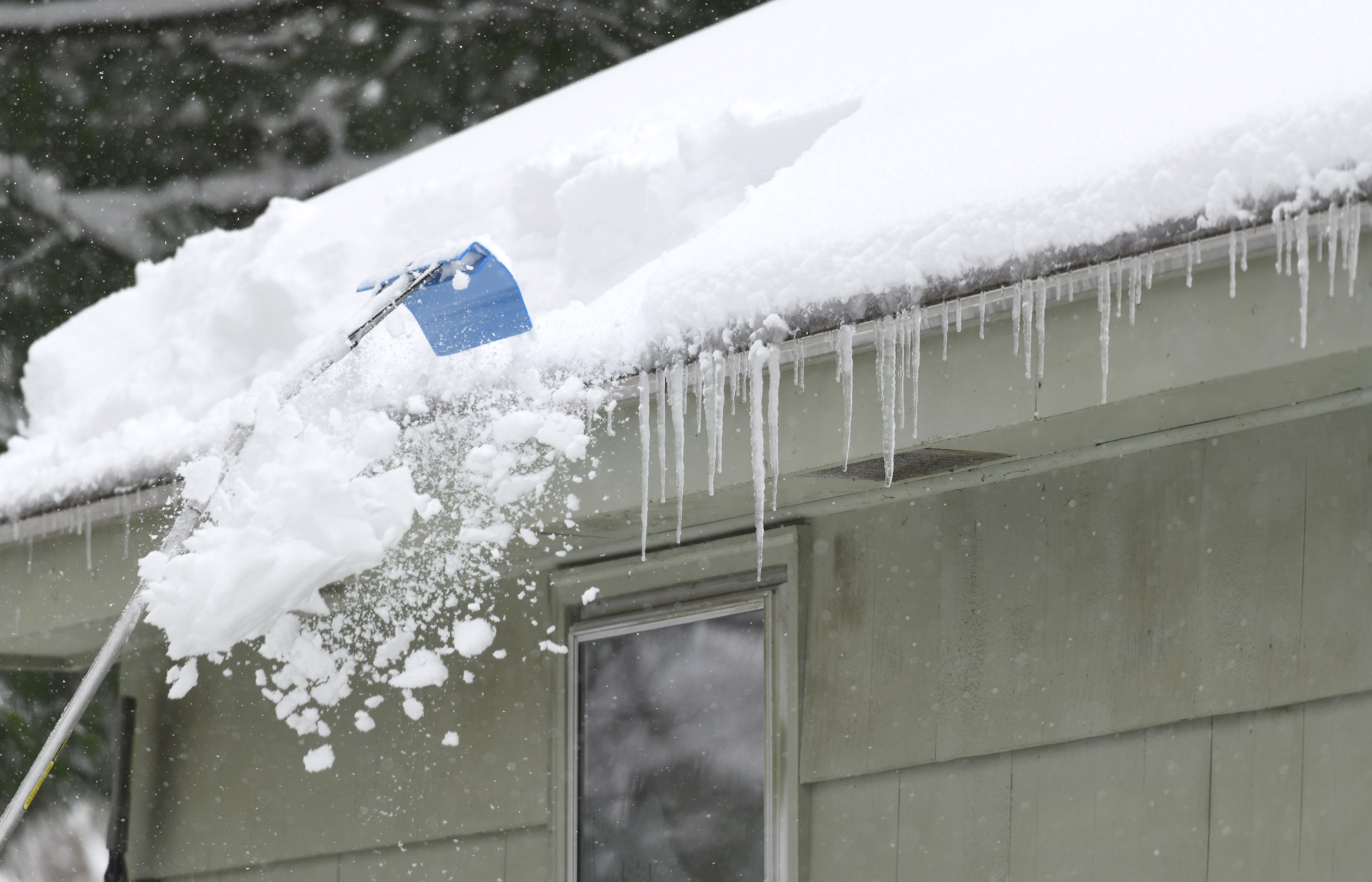 屋根の雪